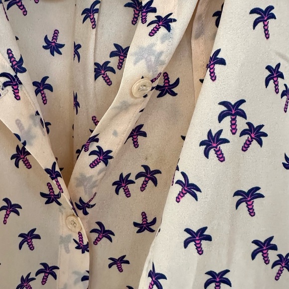 Le Mont Saint Michel - French brand, bought in Paris.  Sleeveless shirt. - Picture 3 of 4